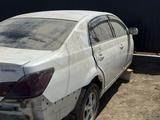 Toyota Avalon 2006 года за 3 500 000 тг. в Атырау – фото 2