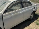 Toyota Avalon 2006 года за 3 500 000 тг. в Атырау – фото 4