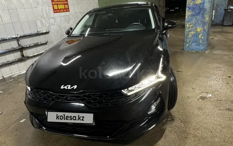 Kia K5 2023 года за 13 200 000 тг. в Астана