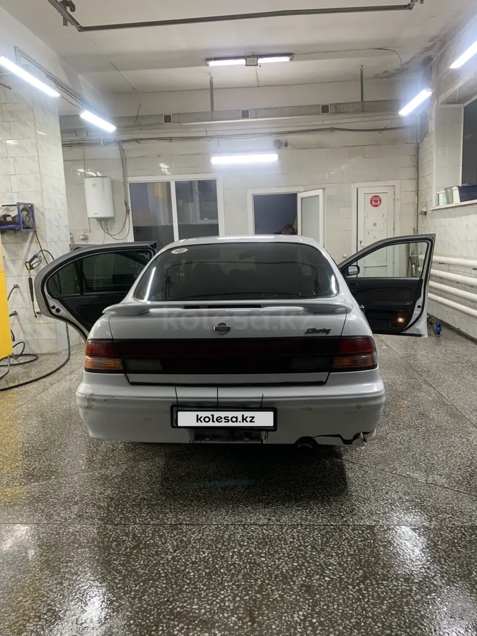 Nissan Cefiro, 1997