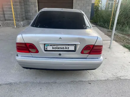 Mercedes-Benz E 280 1996 года за 2 400 000 тг. в Кызылорда – фото 4