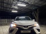 Toyota Camry 2018 года за 9 200 000 тг. в Тараз – фото 3