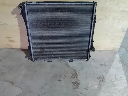 Радиатор Х5 за 45 000 тг. в Алматы – фото 2