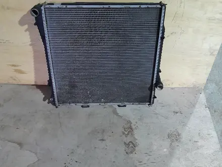 Радиатор Х5 за 45 000 тг. в Алматы