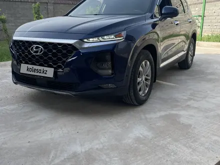 Hyundai Santa Fe 2020 года за 12 500 000 тг. в Шымкент