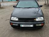 Volkswagen Golf 1995 годаfor2 000 000 тг. в Атырау – фото 2