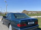 Mercedes-Benz E 320 2000 года за 4 000 000 тг. в Туркестан – фото 3