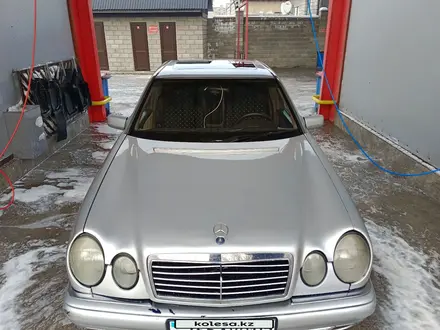 Mercedes-Benz E 230 1996 года за 2 100 000 тг. в Алматы – фото 14