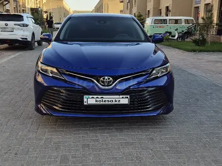 Toyota Camry 2017 года за 10 300 000 тг. в Алматы – фото 15