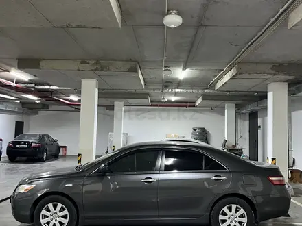 Toyota Camry 2007 года за 5 500 000 тг. в Астана – фото 2