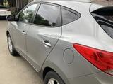 Hyundai Tucson 2011 года за 6 200 000 тг. в Аксай – фото 3