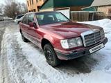 Mercedes-Benz E 260 1992 года за 850 000 тг. в Усть-Каменогорск – фото 2