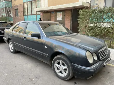 Mercedes-Benz E 230 1996 года за 1 200 000 тг. в Астана – фото 10