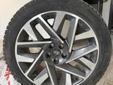 Шины Резина с дисками Hyundai за 600 000 тг. в Семей