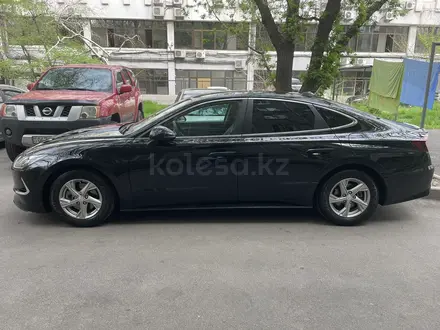 Hyundai Sonata 2021 года за 10 500 000 тг. в Алматы – фото 3