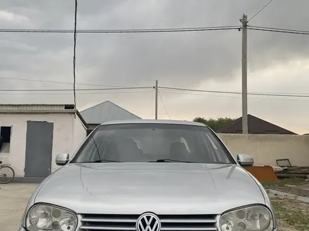 Volkswagen Golf 2001 года за 2 400 000 тг. в Тараз