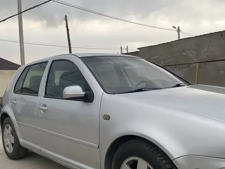 Volkswagen Golf 2001 года за 2 400 000 тг. в Тараз – фото 2