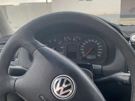 Volkswagen Golf 2001 года за 2 400 000 тг. в Тараз – фото 7