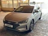 Hyundai Elantra 2020 года за 9 800 000 тг. в Алматы