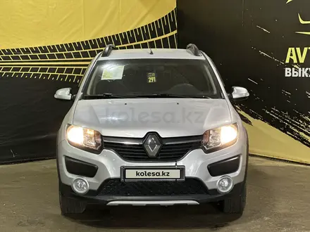 Renault Sandero 2017 года за 5 990 000 тг. в Актобе – фото 2