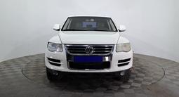 Volkswagen Touareg 2007 года за 5 000 000 тг. в Астана – фото 2