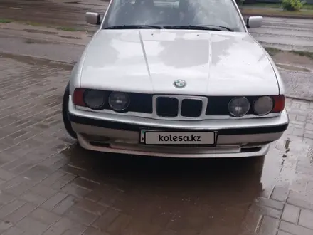 BMW 520 1992 года за 1 300 000 тг. в Жетысай – фото 5