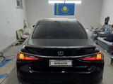 Lexus ES 300h 2020 годаүшін16 400 000 тг. в Атырау – фото 5