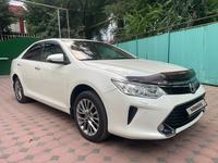 Toyota Camry 2017 года за 12 700 000 тг. в Алматы