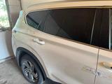 Hyundai Santa Fe 2021 годаүшін14 500 000 тг. в Астана