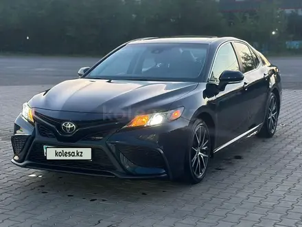 Toyota Camry 2021 года за 15 000 000 тг. в Уральск – фото 10