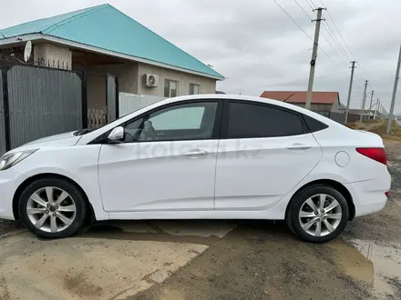 Hyundai Accent 2012 года за 4 500 000 тг. в Атырау – фото 3