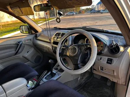 Toyota RAV4 2001 года за 3 400 000 тг. в Караганда – фото 16