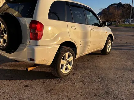 Toyota RAV4 2001 года за 3 400 000 тг. в Караганда – фото 15