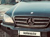 Mercedes-Benz ML 320 2002 годаfor4 500 000 тг. в Астана