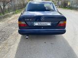 Mercedes-Benz E 230 1990 года за 1 350 000 тг. в Туркестан – фото 2