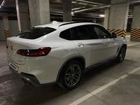 BMW X4 2021 года за 31 500 000 тг. в Астана