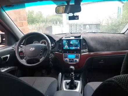 Hyundai Santa Fe 2006 года за 6 000 000 тг. в Караганда – фото 11