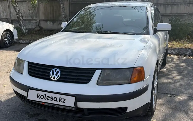 Volkswagen Passat 1998 годаүшін1 350 000 тг. в Алматы