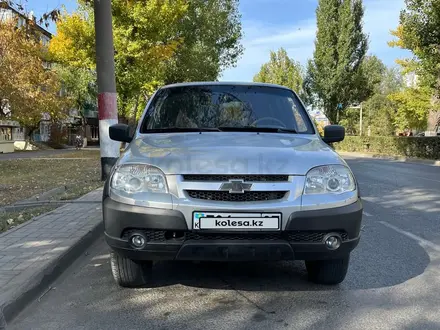 Chevrolet Niva 2013 года за 2 650 000 тг. в Уральск – фото 4