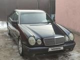 Mercedes-Benz E 230 1996 годаүшін2 680 000 тг. в Алматы – фото 2