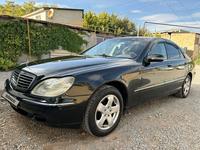 Mercedes-Benz S 320 2001 года за 2 900 000 тг. в Шымкент