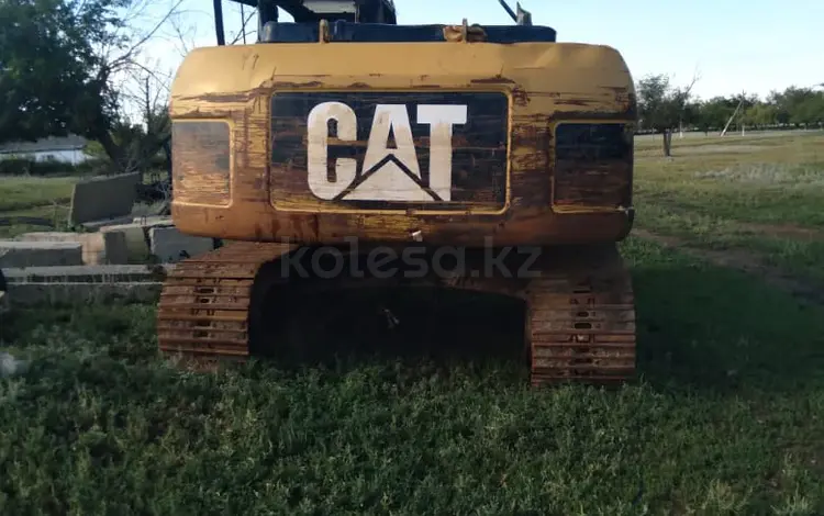 Caterpillar  320D 2007 годаfor8 350 000 тг. в Астана