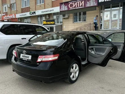 Toyota Camry 2011 года за 4 900 000 тг. в Актобе – фото 4