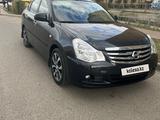 Nissan Almera 2013 года за 4 300 000 тг. в Актобе – фото 2