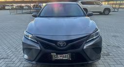 Toyota Camry 2017 годаүшін8 200 000 тг. в Актобе