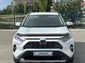 Toyota RAV4 2021 годаүшін16 500 000 тг. в Актобе – фото 2