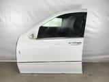 Дверь передняя левая на Mercedes Benz S320 W220 (220) за 25 000 тг. в Алматы