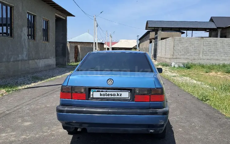 Volkswagen Vento 1993 года за 1 300 000 тг. в Шымкент