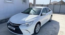 Toyota Camry 2016 года за 6 500 000 тг. в Атырау – фото 2