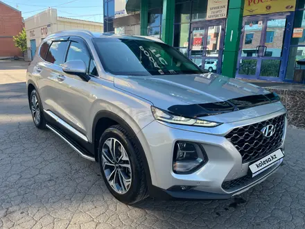 Hyundai Santa Fe 2020 года за 14 900 000 тг. в Астана